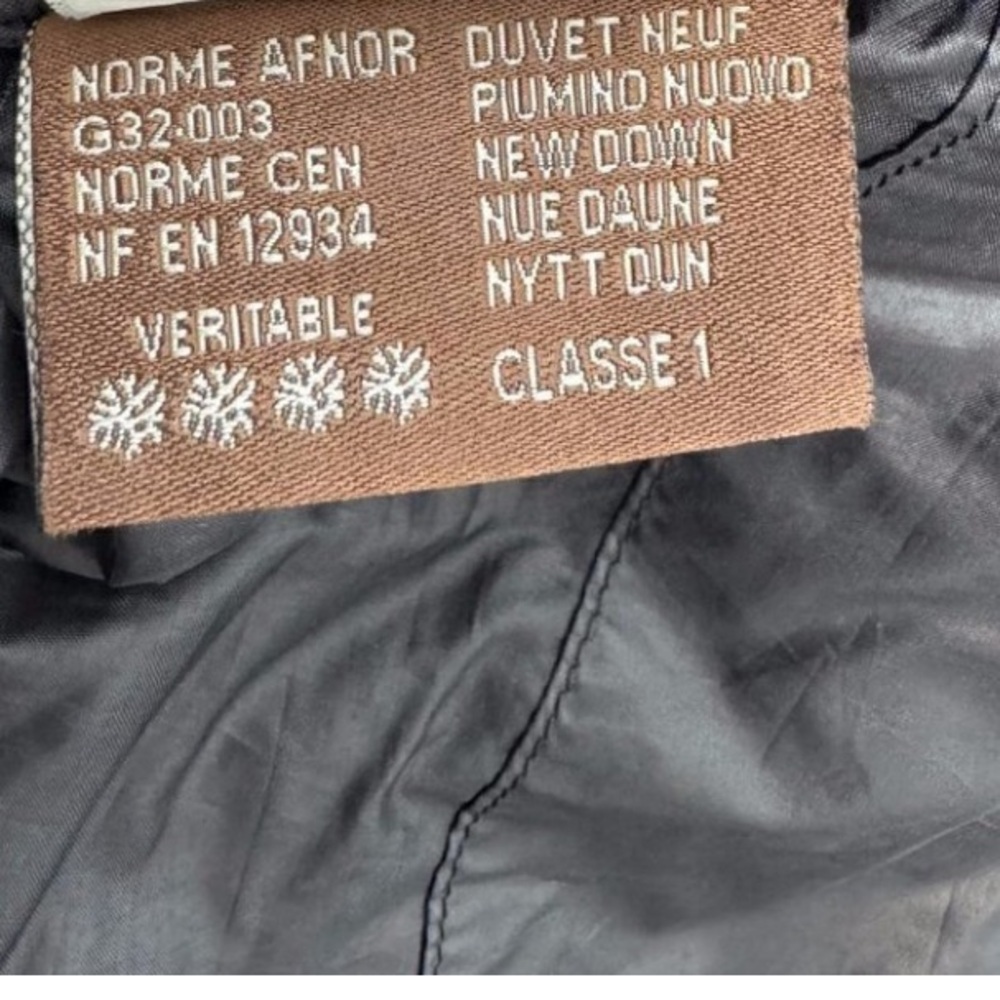 - Moncler Men’s Winter Jacket. - Picture 10 of 11